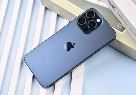 巴青苹果维修点分享iPhone 15 Pro Max屏幕更换全新实操风险 